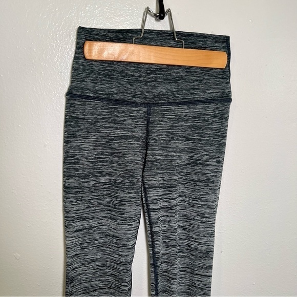 Aerie Heathered Green Ombre Leggings Fleece chill.play.move. - Picture 4 of 13